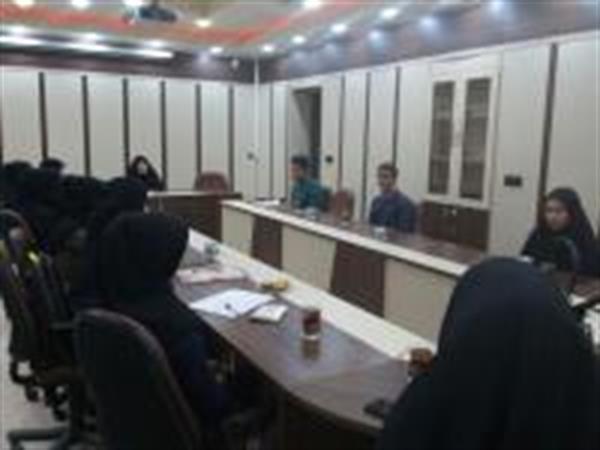 جلسه دانشجویان کمیته تحقیقات دانشجویی دانشکده پیراپزشکی با ریاست دانشکده پیراپزشکی